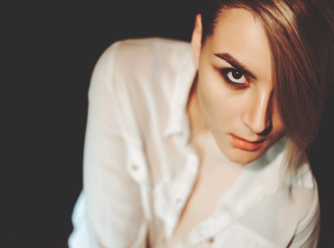 Common Styles and Characteristics to Look For