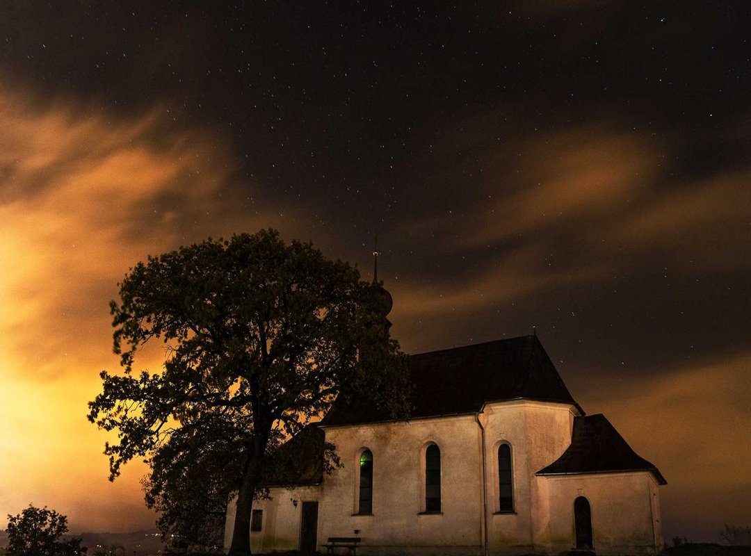 Decoding 'Kuumin': What Makes a Story Trend?